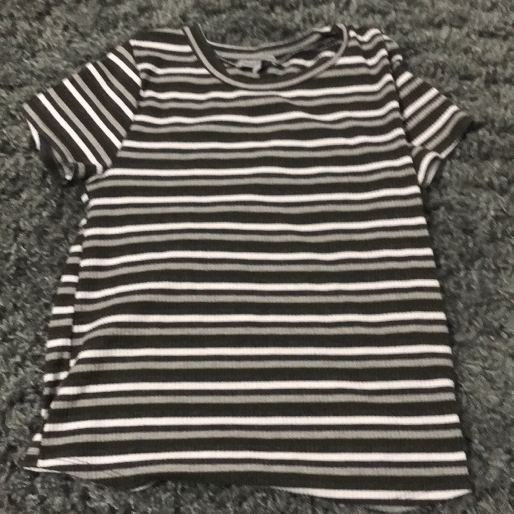 Cropped tee
